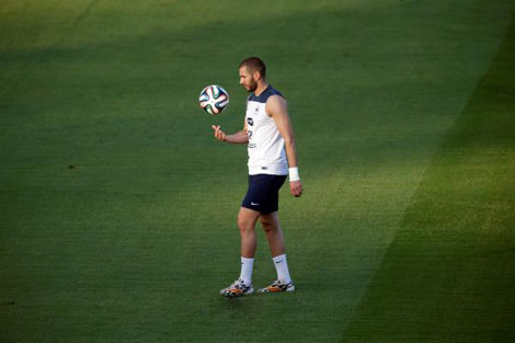 الاتحاد الفرنسي يعلن غياب بنزيمة عن اليورو