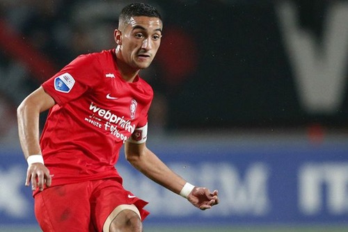 إيندهوفن يدخل صراع التعاقد مع حكيم زياش