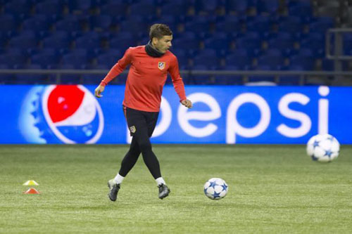 غوارديولا يستهدف تعزيز دفاع مانشستر سيتي من مدريد