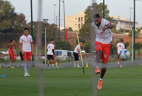 ممثّلو المغرب "قارياً" بدون راحة.. فهل يتأثّر مُستوى اللاعبين بدنِيا؟