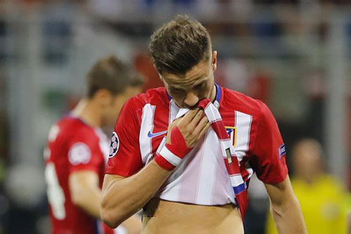 لاعب أتلتيكو مدريد يعلق على التعثر في أول مباراتين