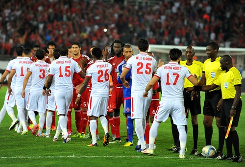 رئيس الزمالك المصري ينتقد حكم المباراة ويُحمل لاعبيه الخسارة بخماسية أمام الوداد