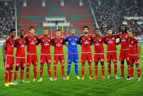 صُحف الأربعاء: العروض تنهَال على لاعبي الوداد و"شبح" إغلاق الملاعب يُؤرق بال الأنديَة