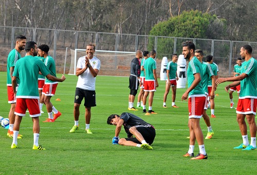 المنتخب الوطني يُعسكِر في غينيا الاستوائية قبل مواجهة الغابون في تصفيات "المونديال"