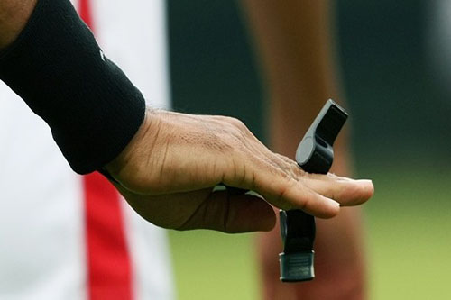 الاتحاد السعودي يؤجل إعلان الطاقم التحكيمي لديربي جدة