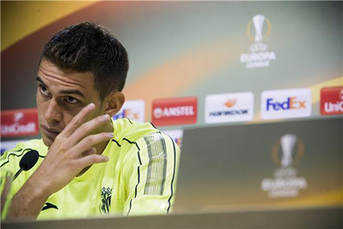 لاعب فياريال يتوقع الفوز على زيورخ السويسري