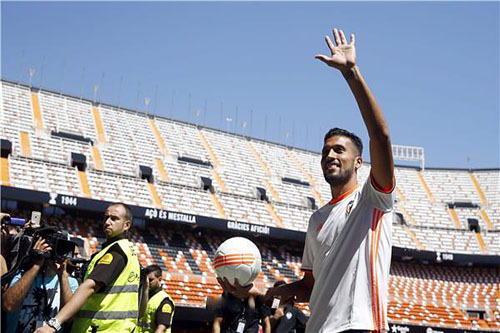 غاراي يغيب عن مران فالنسيا