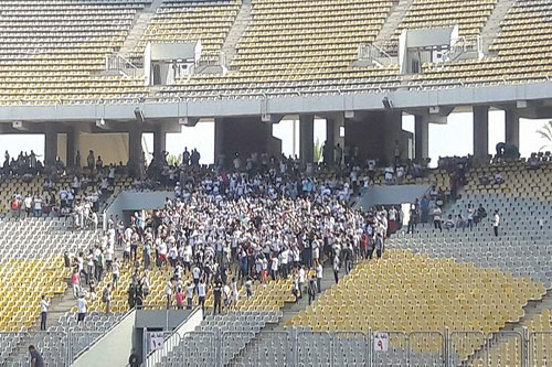 الأمن يقبض على بعض مشجعي الزمالك قبل مواجهة الوداد