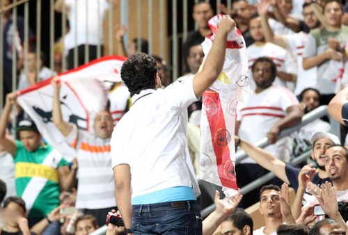 الجالية المصرية تطلب مدرجاً لمؤازرة الزمالك في نهائي "الأبطال" بجنوب افريقيا