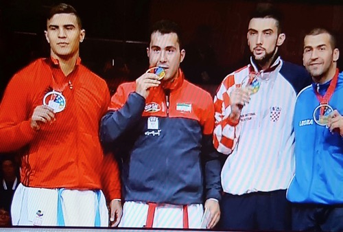 المغربي أشرف أوشن وصيفا لبطل العالم للكاراطي بعد هزيمته بقرار الحكام