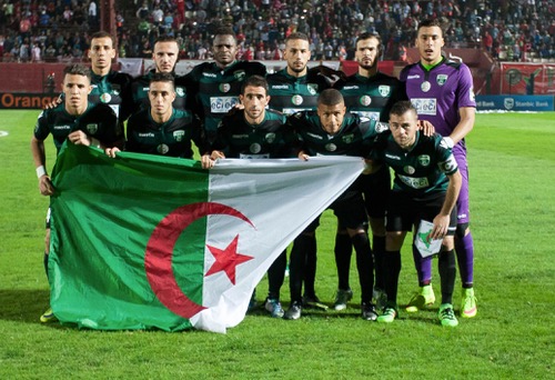 لاعب بجاية لهسبورت: الفُرصة تأتِي مرّة في الحياة.. ونسعى لإسْعاد الجزائِريّين بالتّتويج بـ"الكاف"