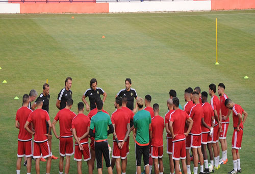 لاعبو المنتخب يرصدون نقاط قوة وضعف الطوغو عبر الفيديو