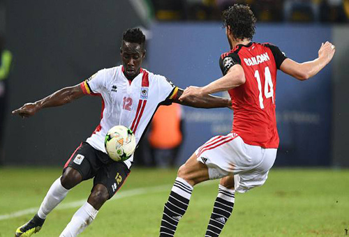 مصر تحقق فوزا صعبا على أوغندا وتضع قدما في ثمن نهاية كأس الأمم الإفريقية