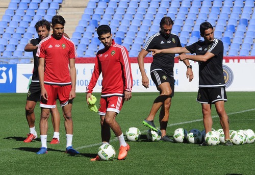صحافة الإمارات: تألّق "السّاحر" بوصوفة بالمنتخب يفتح باب انضِمام مُحترفي الخليج لـ"الأسُود"