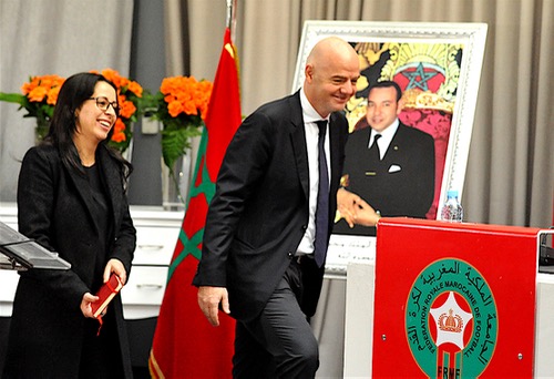 رئيس CAF الجديد يُتابع مباراة المغرب وتونس وإينفانتينو يَزور المغرب بعد "كونغرس" البحرين