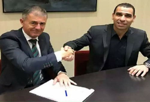رسميا.. الإسباني ألكاراز مدربا جديدا للجزائر
