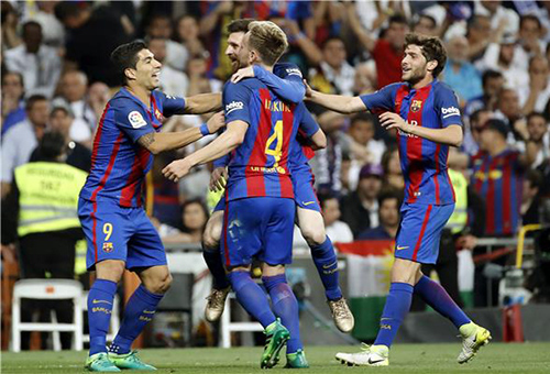 برشلونة في نزهة بالليغا.. واختبار جديد لريال مدريد