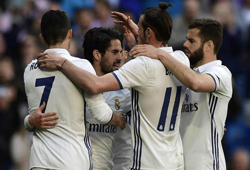ريال مدريد يتخطى ألافيس بثلاثية ويواصل التحليق في صدارة الدوري الإسباني
