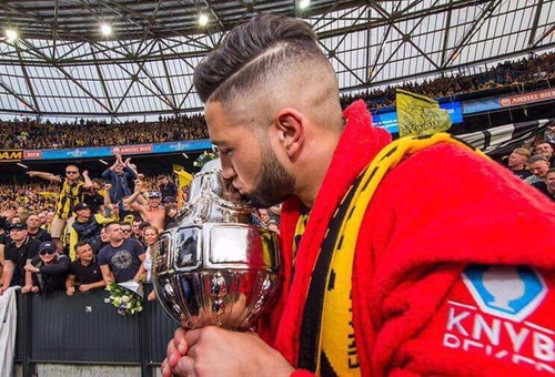 حصاد المحترفين المغاربة.. بين التتويج والتألق والانحدار في الدوريات الأوروبية‎