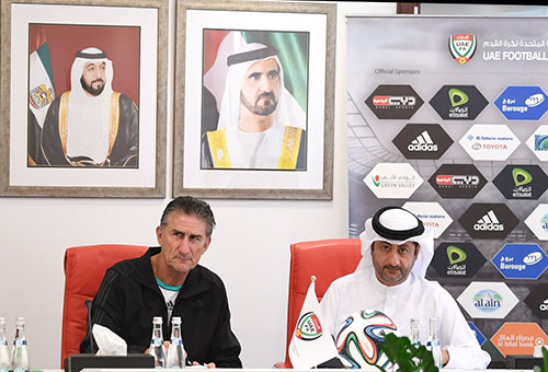 رسميًا: باوزا يتولى تدريب منتخب الإمارات