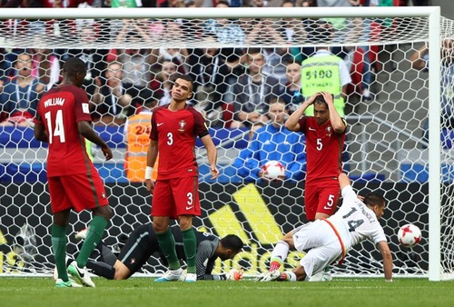المكسيك تنتزع تعادلا قاتلا من البرتغال بكأس القارات