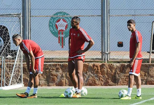أشرف حكيمي يخطف الأضواء في تداريب المنتخب‎