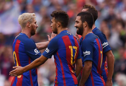 صراع خماسي لاستقطاب الحدادي من برشلونة