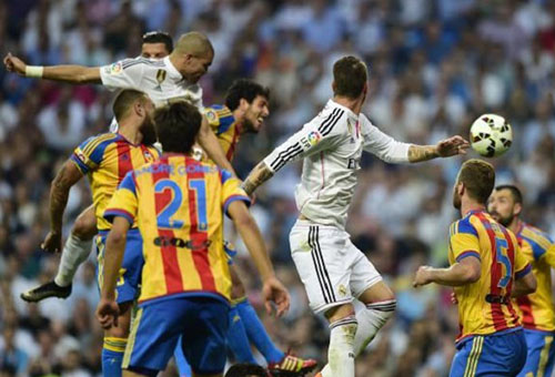 تحديد موعد موقعة فالنسيا وريال مدريد