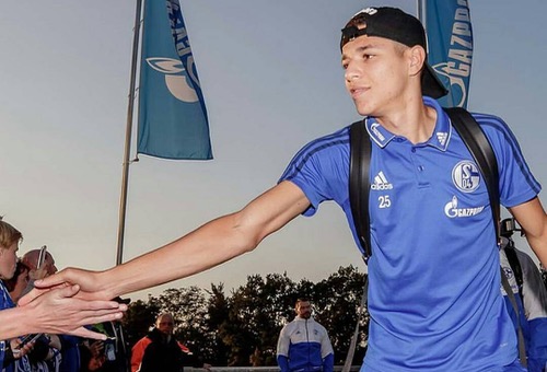 بعد استدعائه لأول مرة إلى المنتخب.. "الأسود" يرحبون بزميلهم أمين حاريث