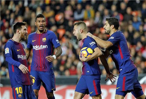 برشلونة يخوض اختبار "أنويتا" والريال يسعى لاستعادة توازنه في "الليغا"