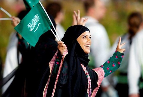 الفيفا يهنئ سيدات السعودية بعد السماح لهن بدخول ملاعب كرة القدم في المَملكة