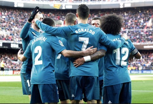 ريال مدريد يصطاد "خفافيش" بلنسيا برباعية، ويُرمِمُ جراح الإقصاء من كأس الملك