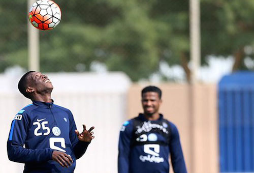 اتحاد الكرة السعودي يغرم ثنائي الهلال