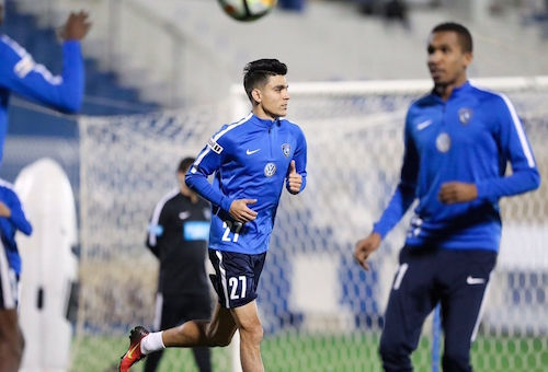 مشجّع للهلال يُهدي بنشرقي 130 مليونا سنتيما‎