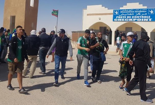 تفاصيل اعتراض عناصر من "البوليساريو" لجماهير الرجاء في معبر "الڭرڭرات"