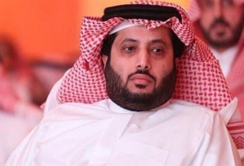 آل الشيخ يهنئ الأهلي.. ويلعب دورًا بارزًا في تجديد السعيد