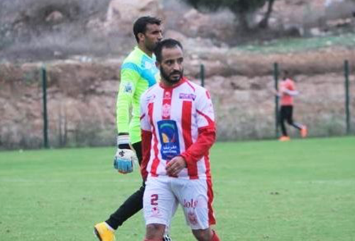 محكمة أكادير تُدين لاعبًا سابقًا للحسنية بعد شكاية من سيدينو.. والأخير: اللاعب هدّدني بالقتل