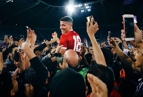 صُحف نهاية الأسبوع: لهذا السبب اقتحمت الجماهير الملعب بعد مباراة المنتخب وأوكرانيا