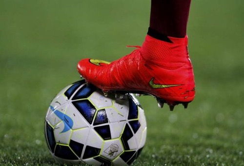 بسبب العقوبات.. شركة "نايك" ترفض تزويد المنتخب الإيراني بالأحدية في مباريات كأس العالم