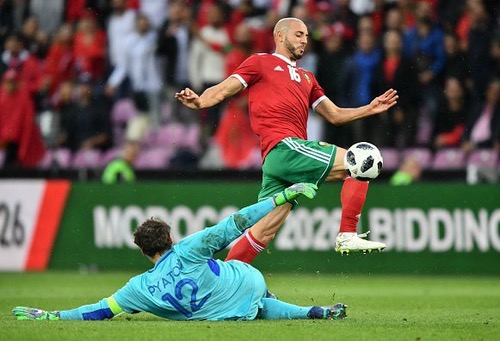 الإعلام الإسباني يُسلط الضوء على ودية المغرب وأوكرانيا ويشيد بزياش وأمرابط