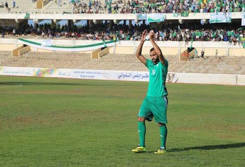 الرجاء يقدم عرضا للتعاقد مع مدافع أهلي طرابلس