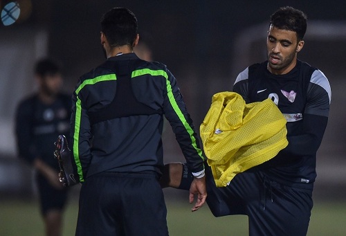 جُمهور النصر يُعاتب إدارته على ضمّ حمد الله: "تعاقدتم مع معْطُوب ومطْرود من قطر"