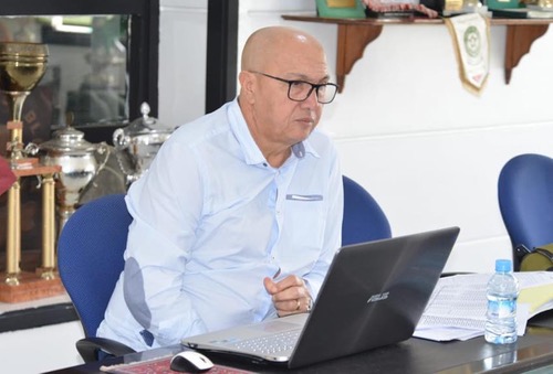 فتحي جمال مُهندس "ميركاتو" الرجاء بأقلّ تَكلفة.. "ولد الدار لي عارف بيت الخزين"