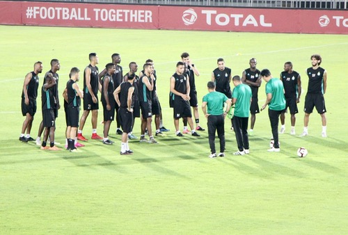 الأهلي يتجاوز خلافه مع الوداد.. يَتدرّب بـ"دونور" ويُصمّم على خَطف نتيجة إيجابية