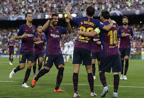 ميسي يقود برشلونة لضرب إيندهوفن برباعية في دوري أبطال أوروبا