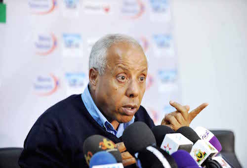 صحف الخميس: انقسام داخل الجيش حول مصير فاخر.. وإيطاليان يدخلان سباق تدريب الوداد