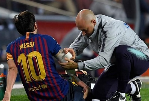 برشلونة يسحق إشبيلية برباعية في "الليغا" رغم خروج ميسي مصابا