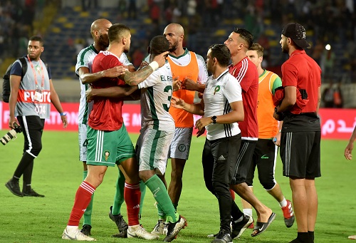 غياب "الدينامو" واستصغار الخصم .. تفاصيل أخْرست "زئير الأسود"