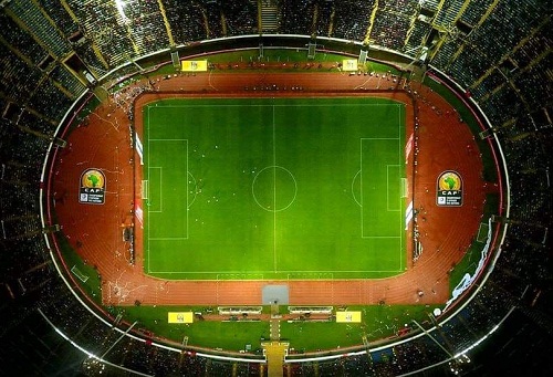 كأس العرش وتضرر ملعب الرباط ينقلان مباراة المنتخب والكاميرون إلى "دونور"