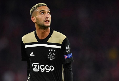 لهذا السبب غاب زياش عن المنتخب وعاد سريعا للعب مع أجاكس في الدوري